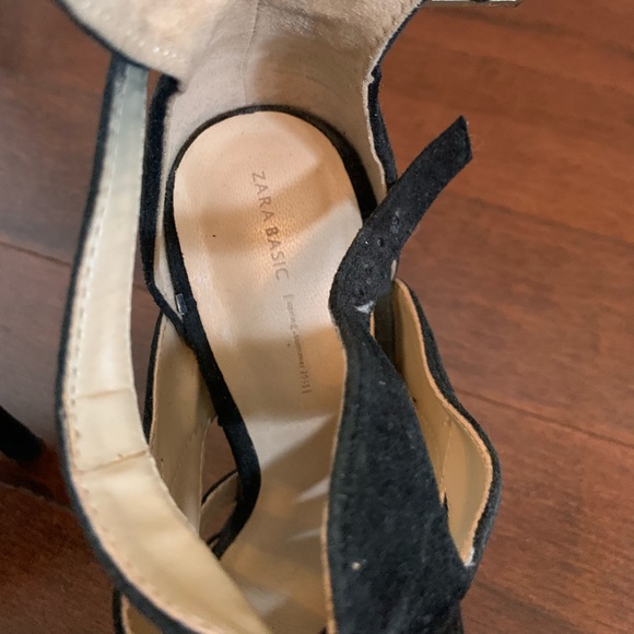 Zara black strappy suede heels - Picture 5 of 8